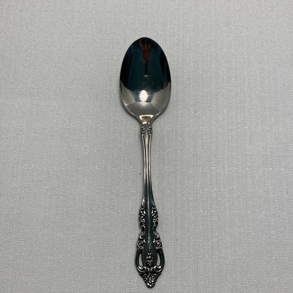 Oneida Community BRAHMS Stainless‎ Glossy Rose Flatware Teaspoon